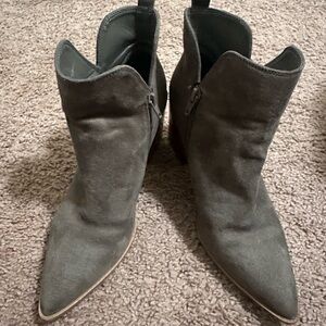 Nine West Stylish Gray Suede Ankle Boots